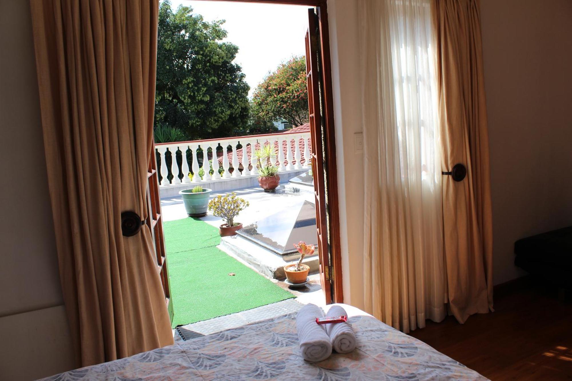 Villa Stella Guest House Іденвейл Екстер'єр фото